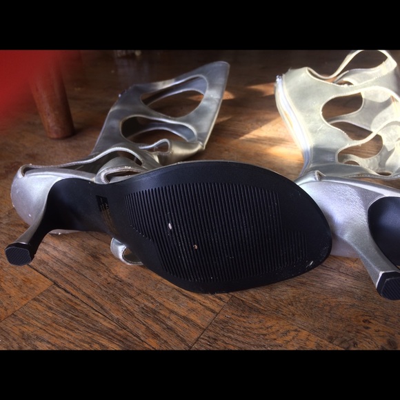 Silver costume boots size 9 - Picture 3 of 4